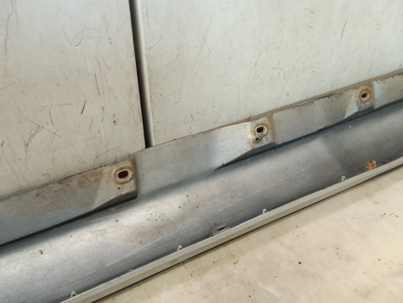 Накладка на порог (наружная)