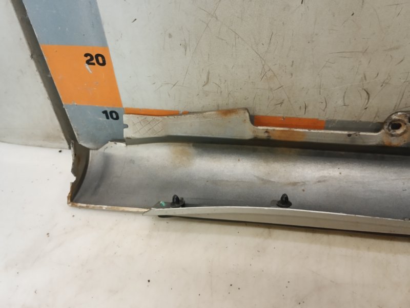 Накладка на порог (наружная)