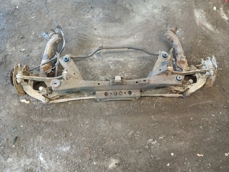 Балка задняя