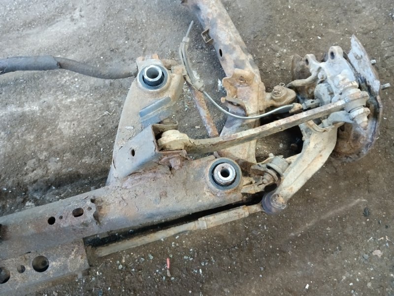 Балка задняя