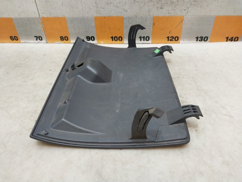 Крышка бардачка