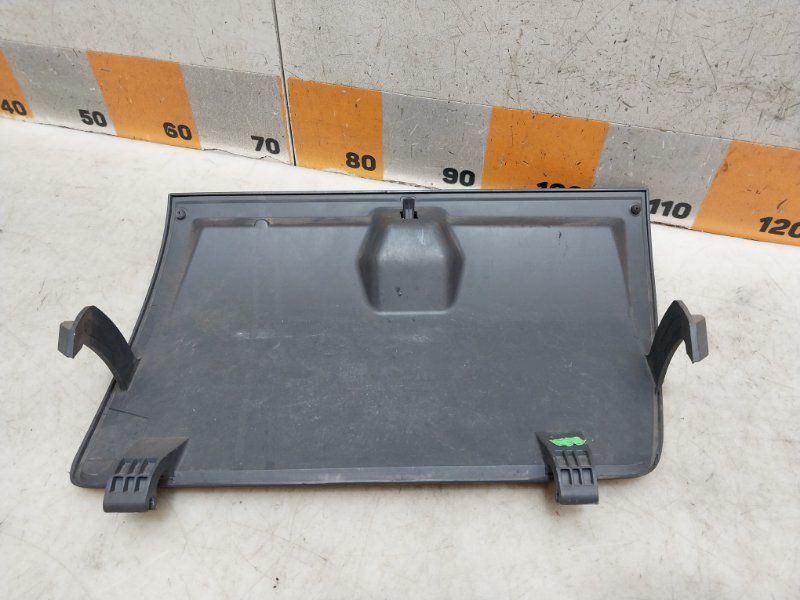 Крышка бардачка