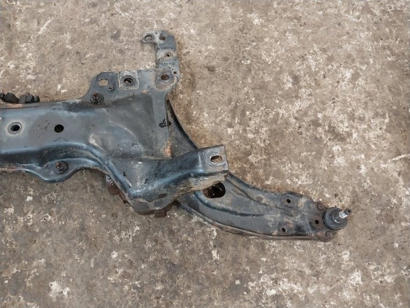 Балка подмоторная