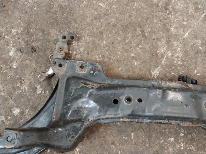 Балка подмоторная