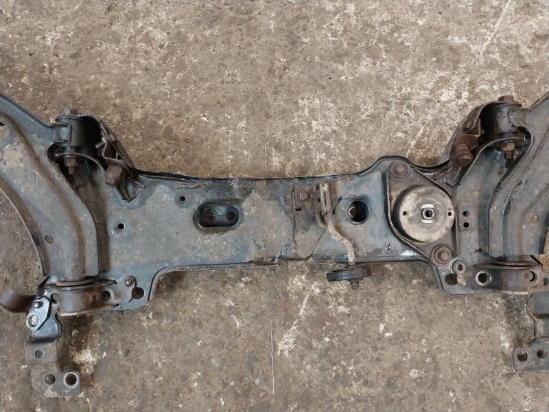 Балка подмоторная