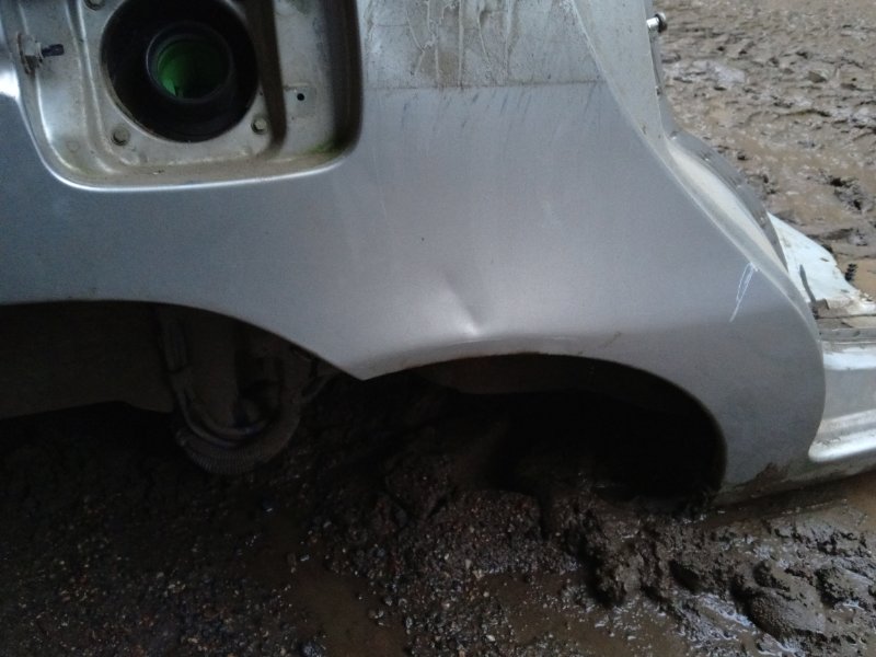 Крыло заднее правое