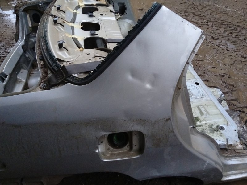 Крыло заднее правое