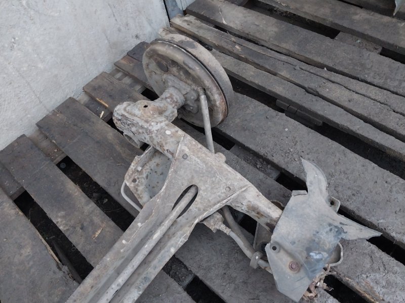 Балка задняя