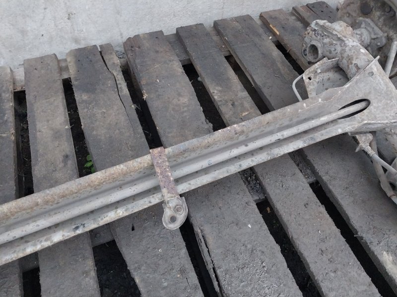 Балка задняя