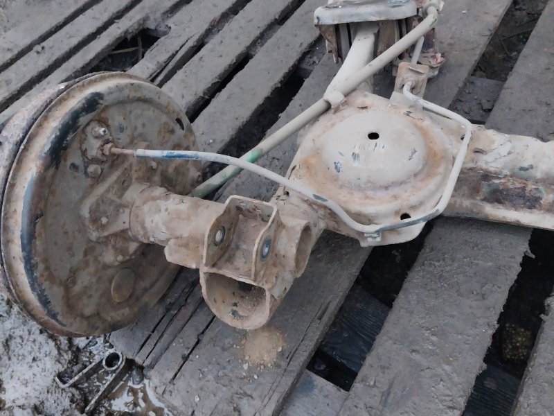 Балка задняя