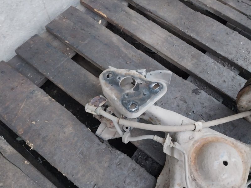 Балка задняя