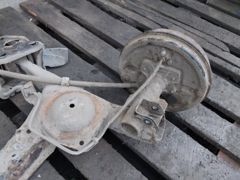 Балка задняя