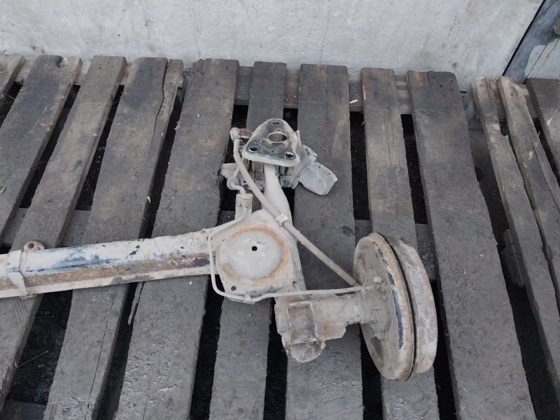 Балка задняя