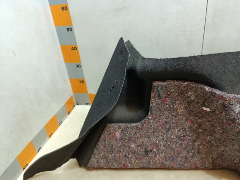 Обшивка багажника