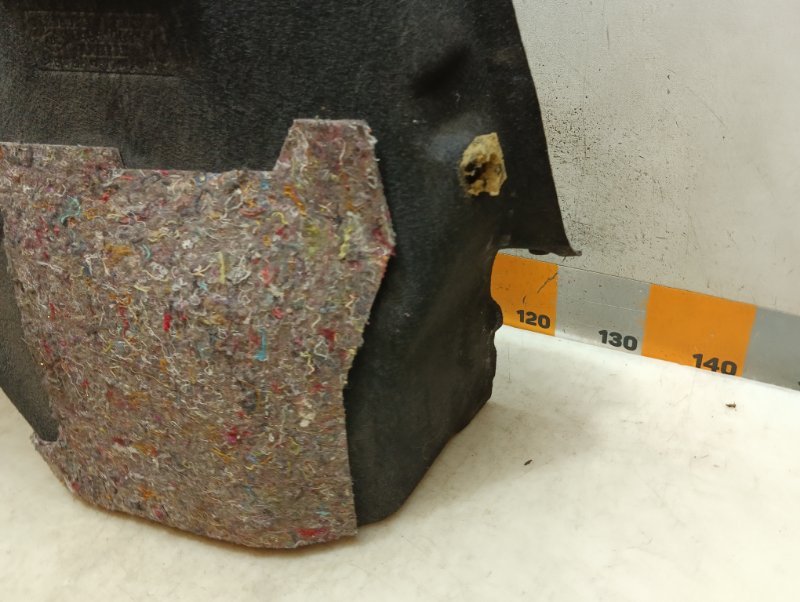 Обшивка багажника