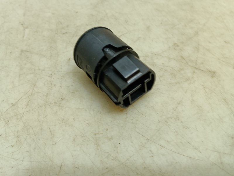 Кнопка запуска двигателя