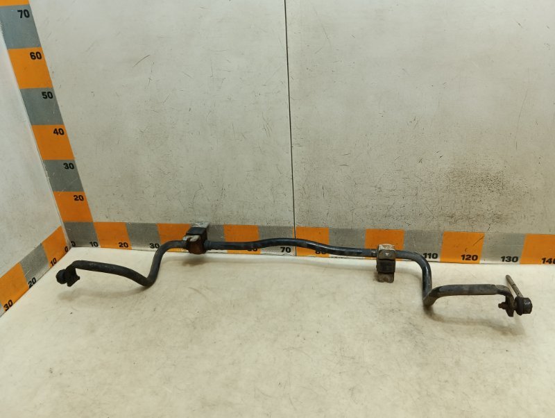 Стабилизатор передний