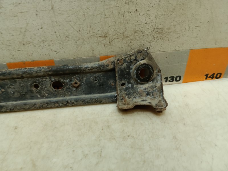 Балка подрадиаторная