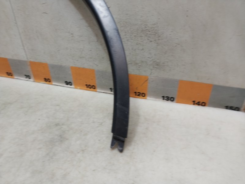 Накладка заднего крыла правого