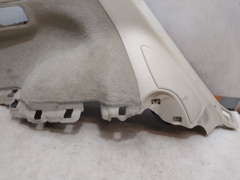 Обшивка багажника