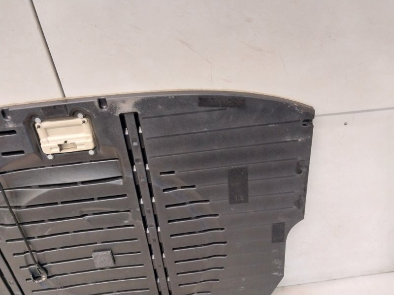 Пол багажника