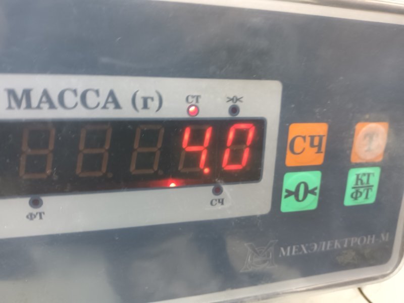 Стекло двери передней правой