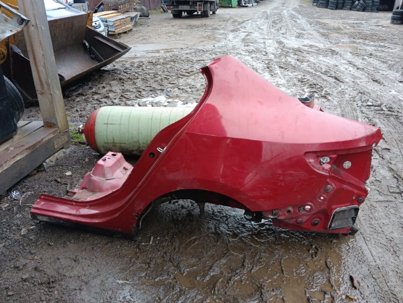 Крыло заднее левое