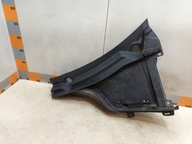 Планка под лобовое стекло