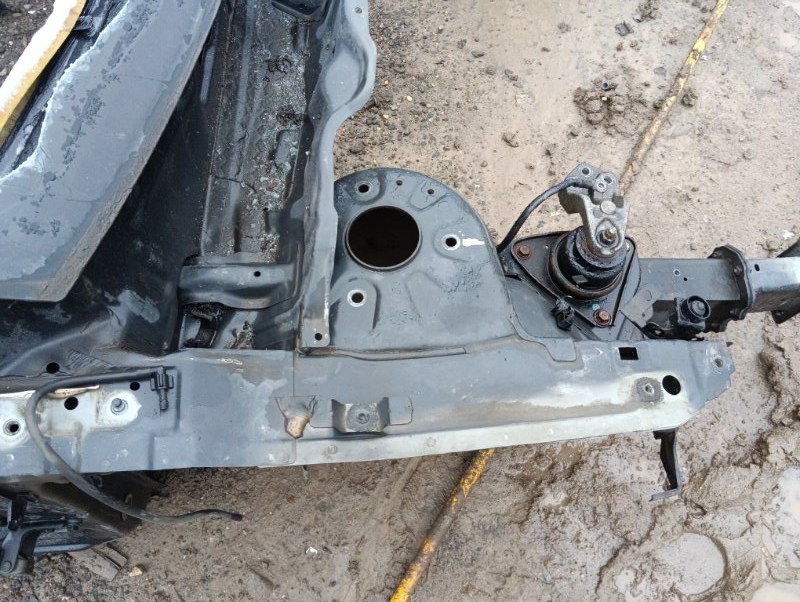 Лонжерон передний правый