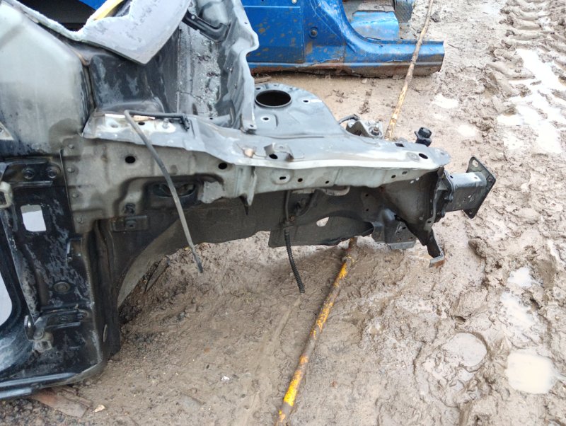 Лонжерон передний правый