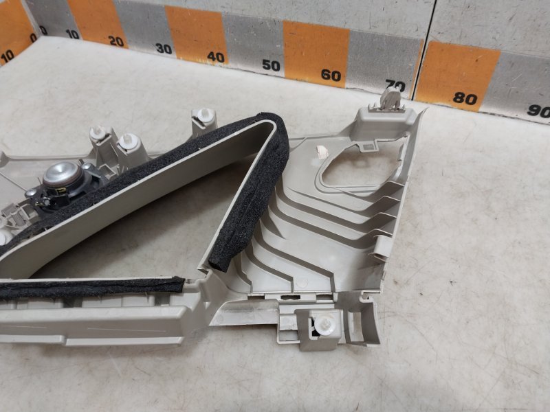 Обшивка стойки