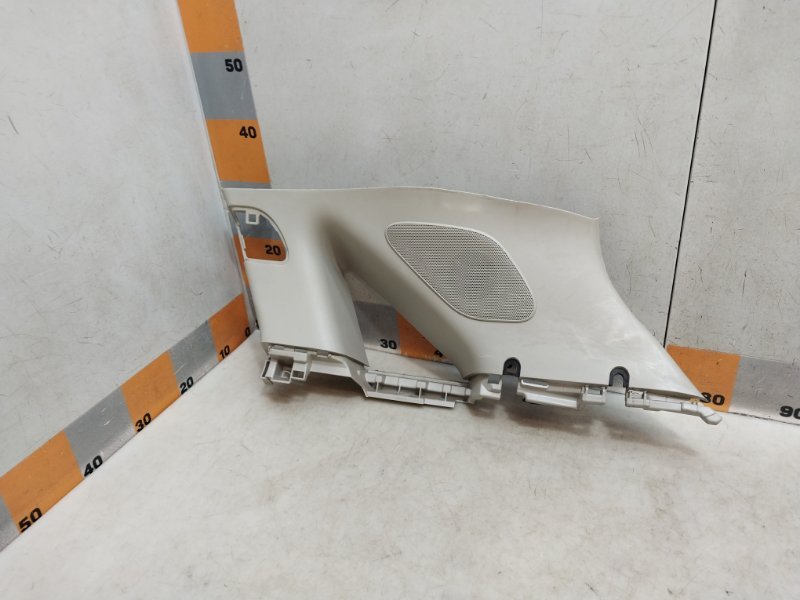 Обшивка стойки