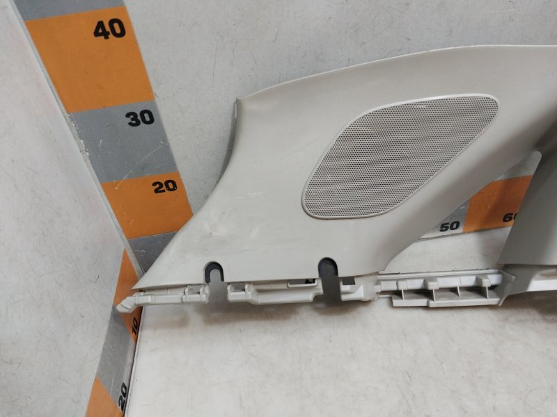 Обшивка стойки