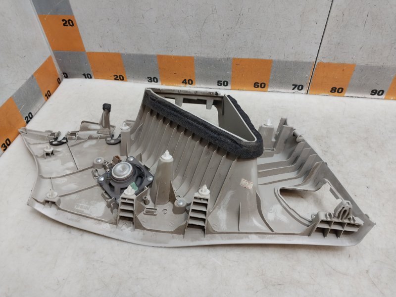 Обшивка стойки