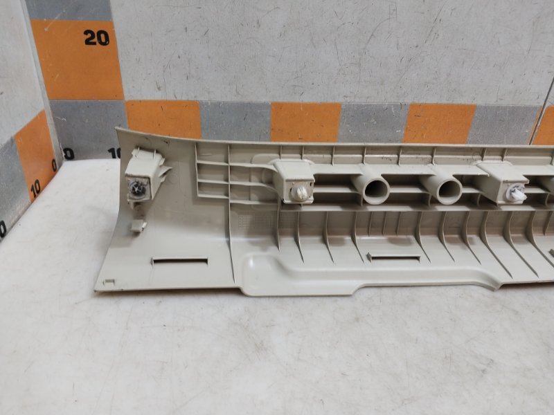 Накладка порога (внутренняя)