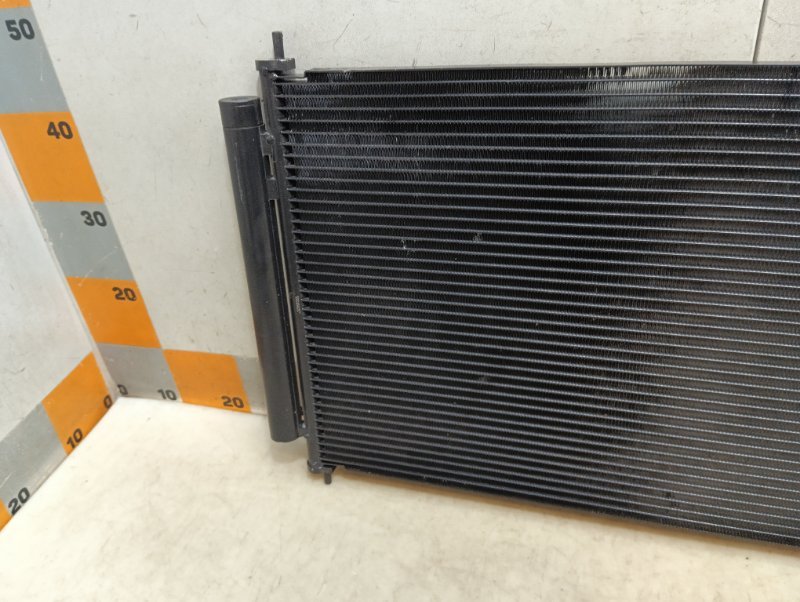 Радиатор кондиционера / конденсер