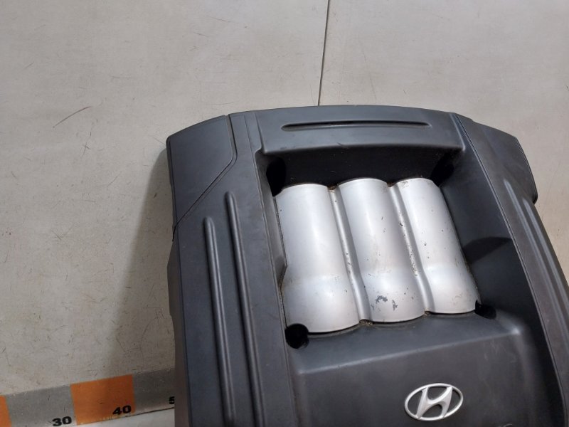 Крышка двигателя