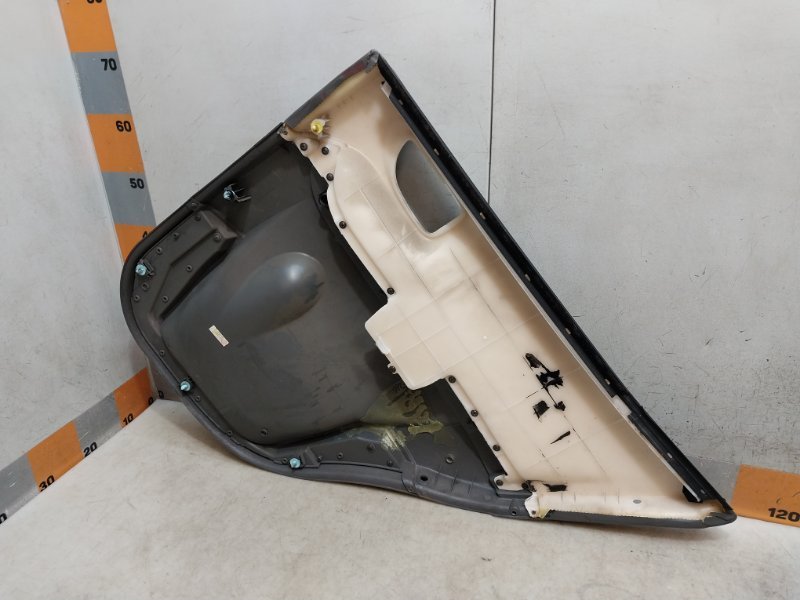 Обшивка двери