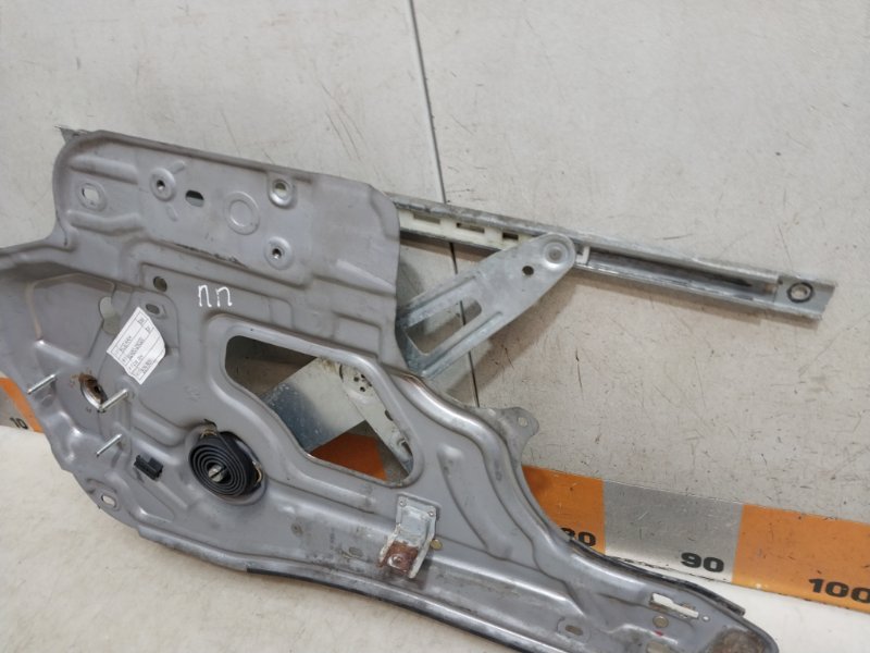 Стеклоподъемник электр. передний правый