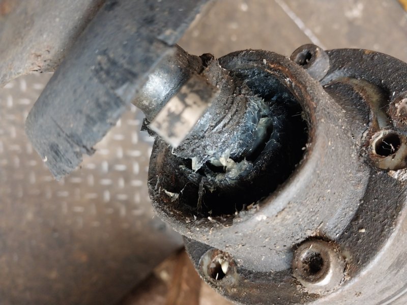 Вал карданный