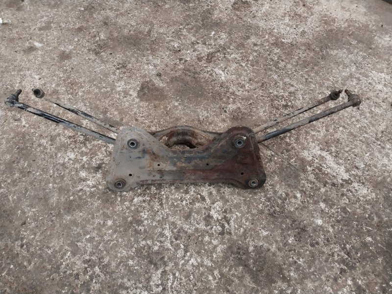 Балка задняя