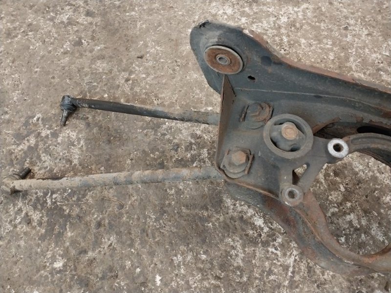 Балка задняя