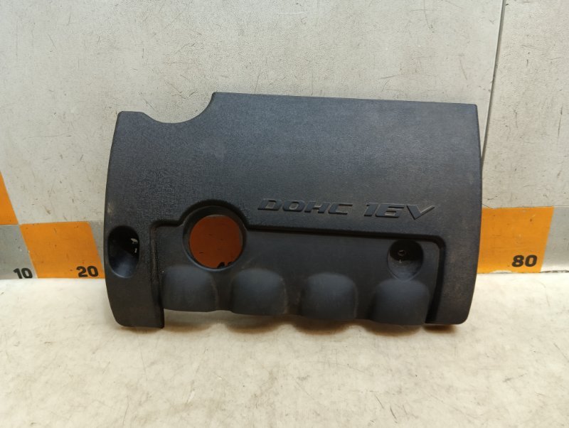 Крышка двигателя