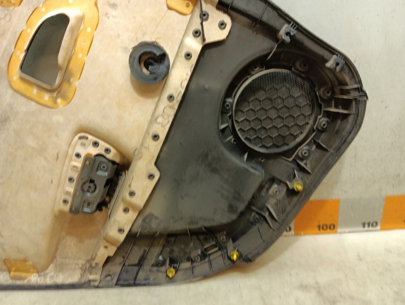 Обшивка двери