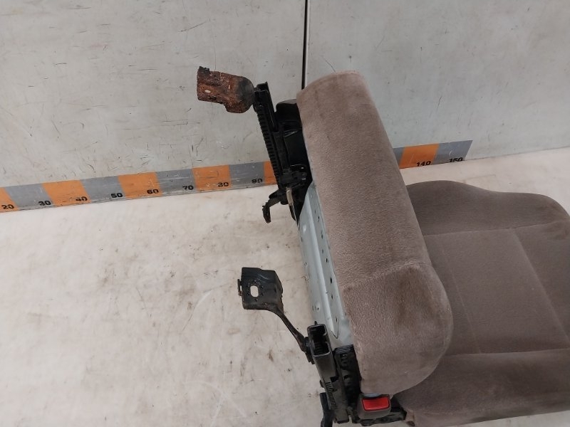 Сиденье переднее правое