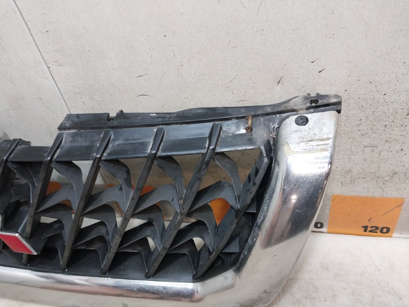 Решетка радиатора