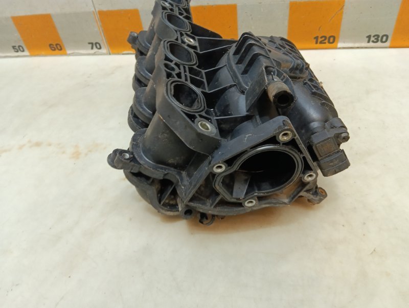 Коллектор впускной