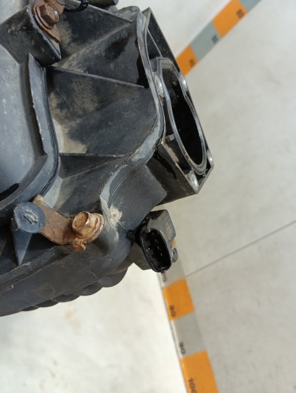 Коллектор впускной