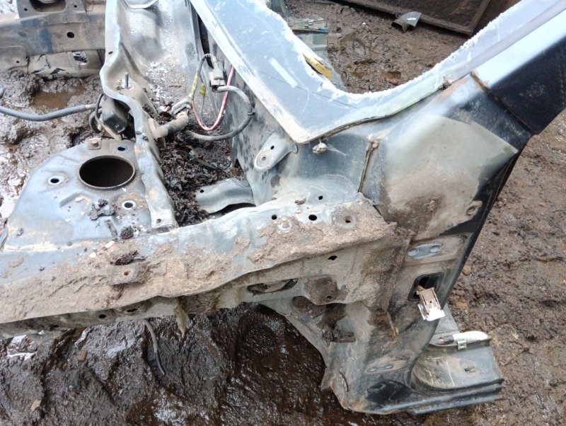 Лонжерон передний левый