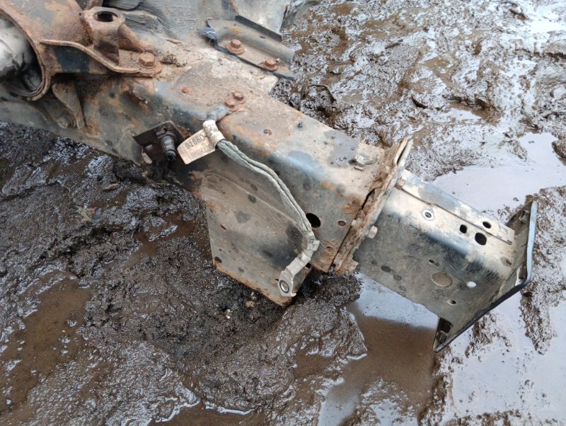 Лонжерон передний левый